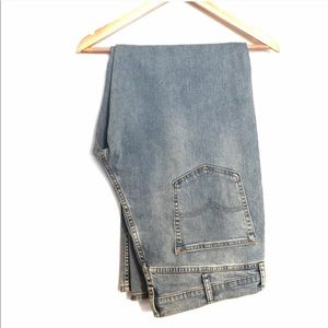 Levi’s 514 Light Wash Stretch Jeans